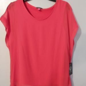Vince Camuto Ladies XS top in coral. NWT